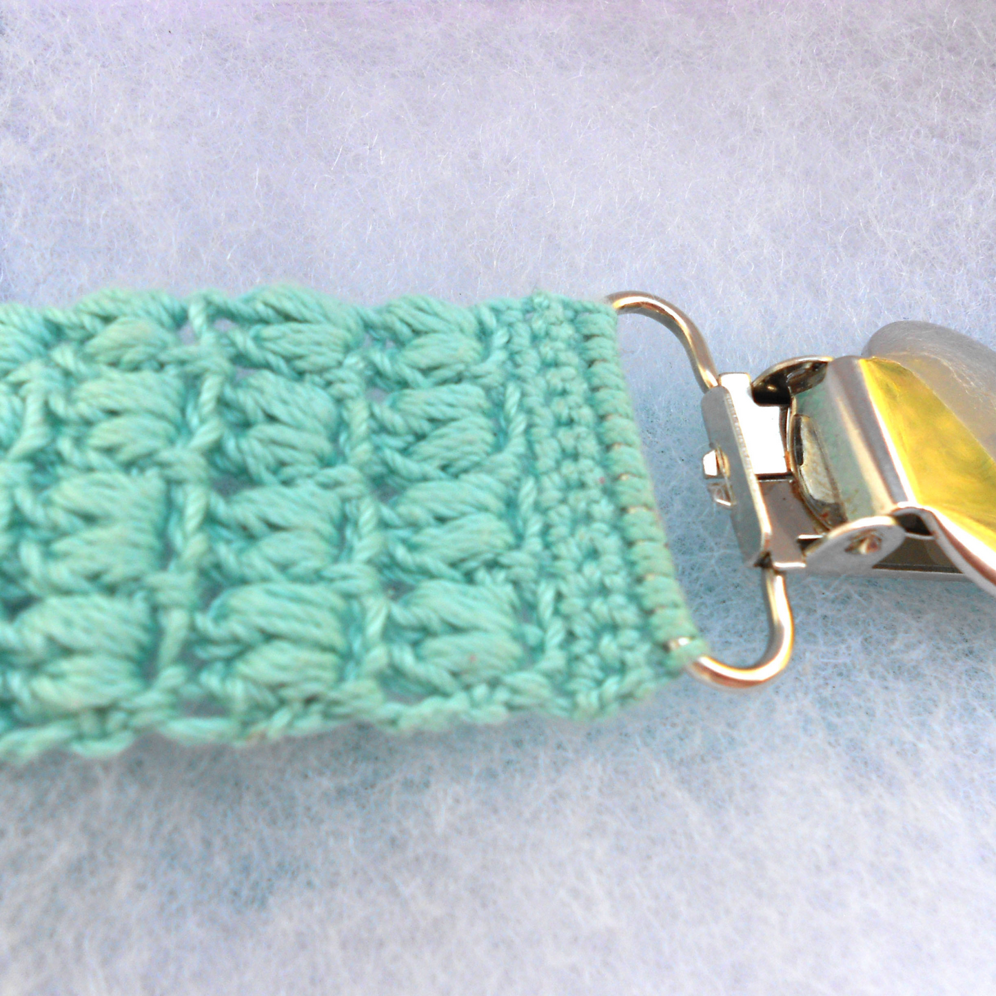 Cluster Paci Clip Crochet Pattern